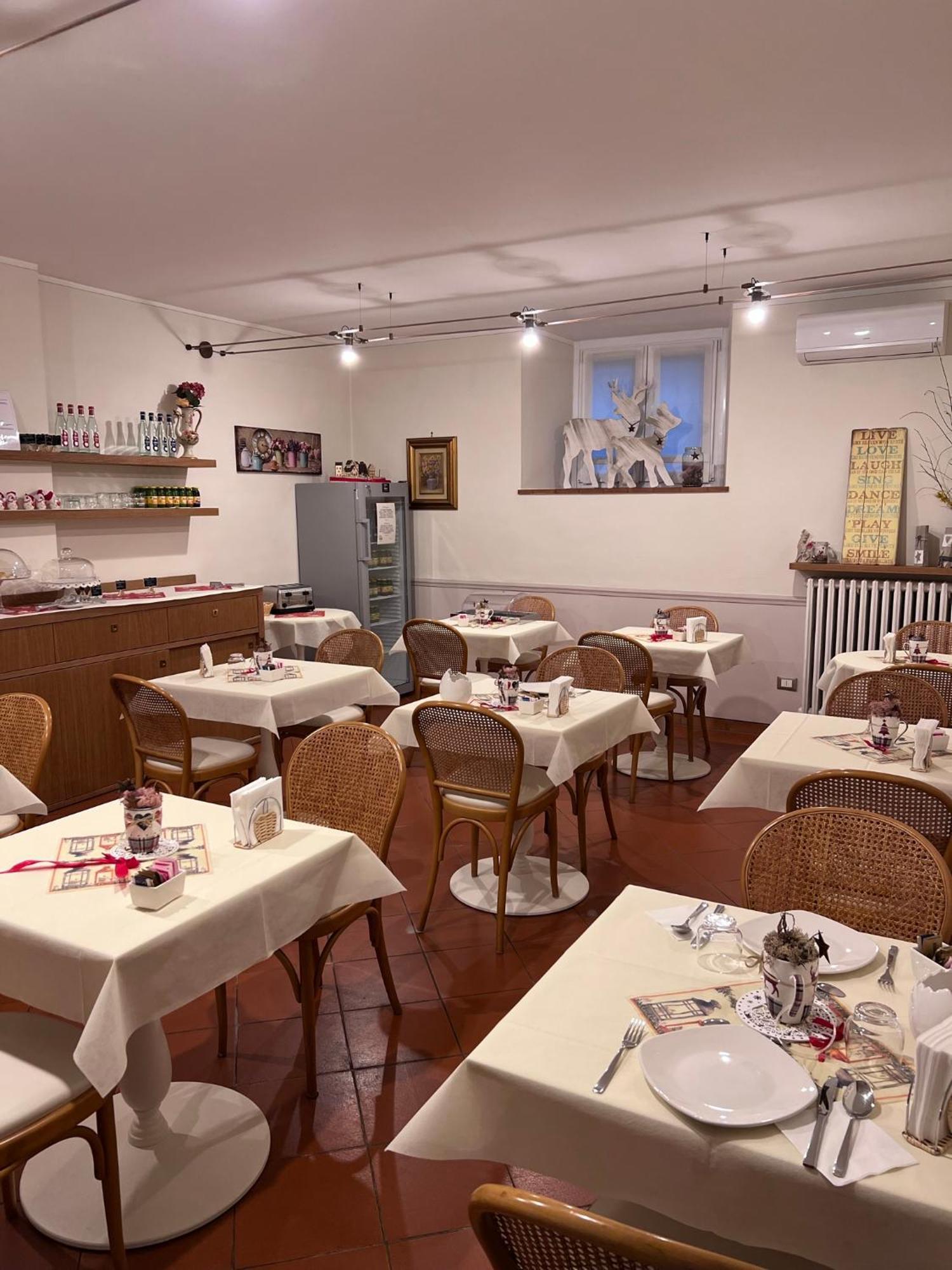 B&B Corte Delle Rose 카스티리오네델레스티비에레 외부 사진