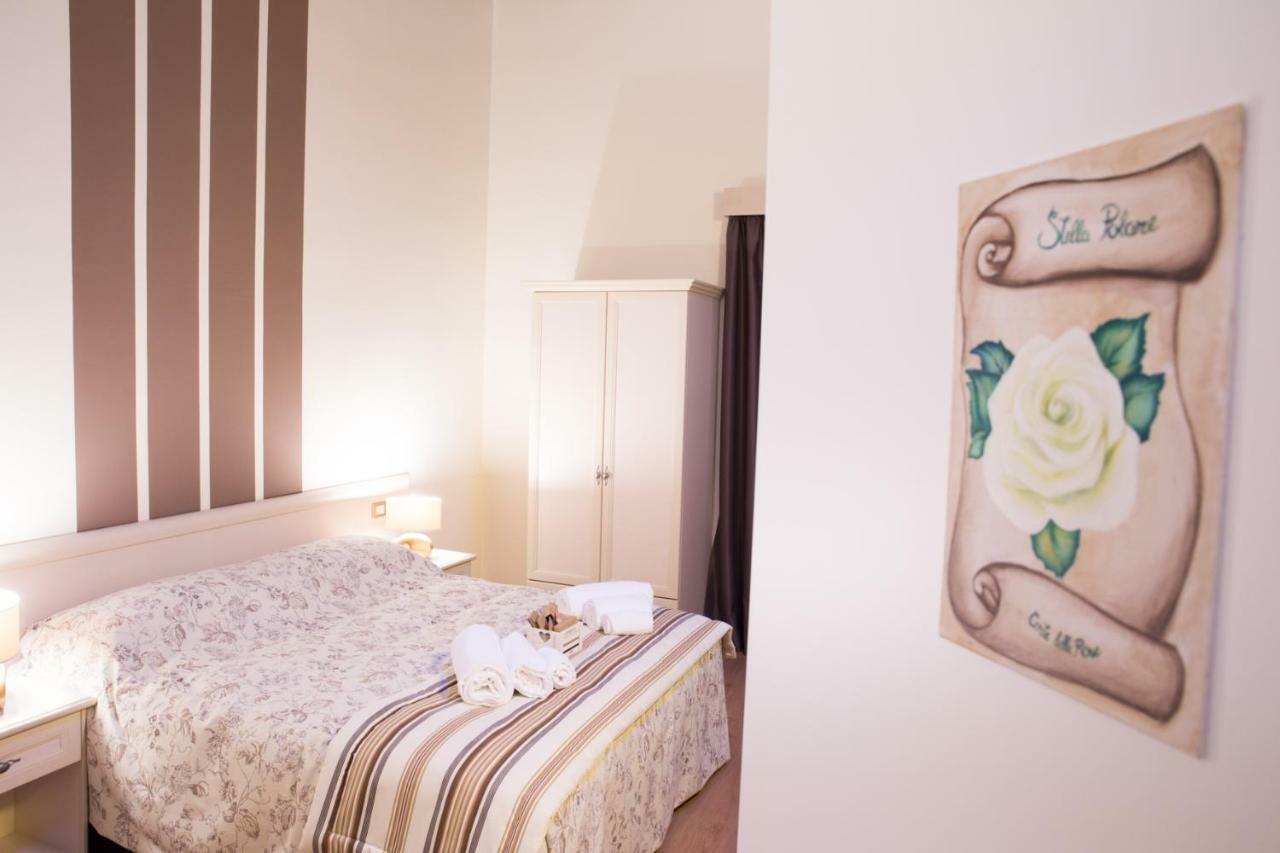 B&B Corte Delle Rose 카스티리오네델레스티비에레 외부 사진