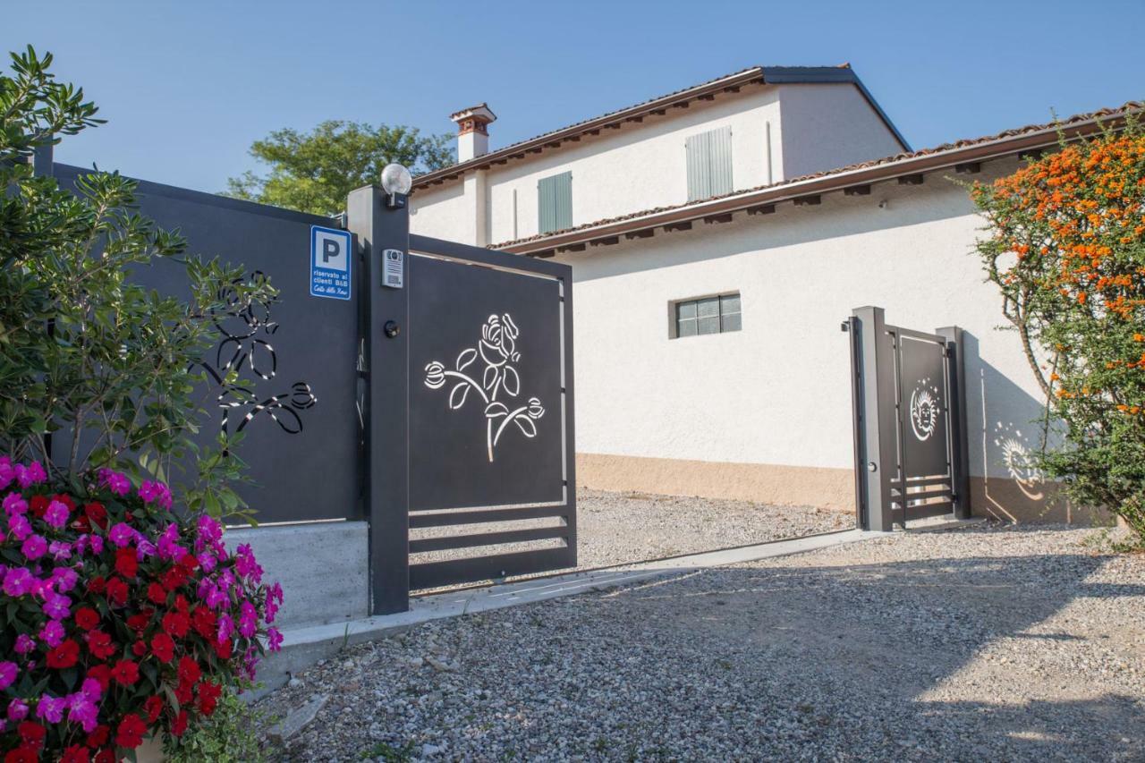 B&B Corte Delle Rose 카스티리오네델레스티비에레 외부 사진
